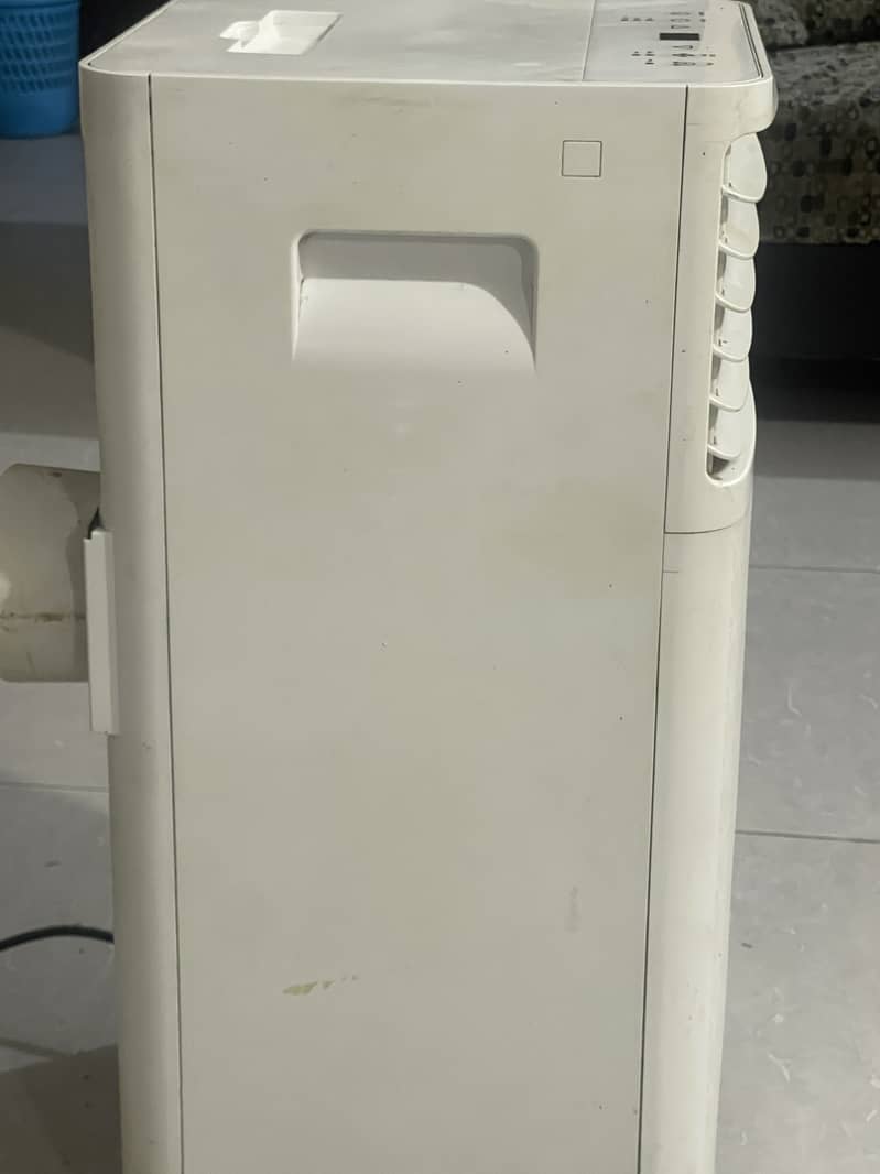 Ac working condition,No problems ،بہترین کام کرتا ہے۔ 4