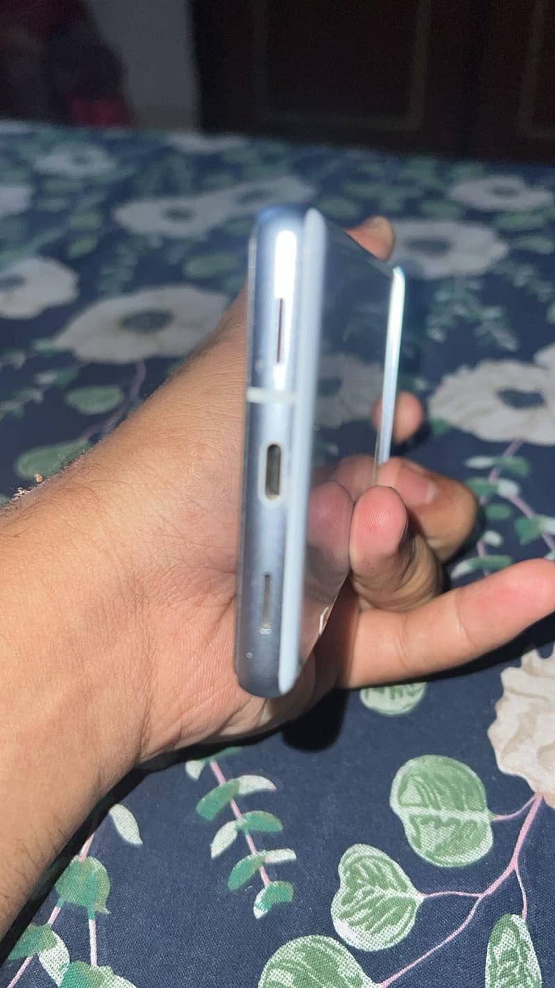 Google Pixel 7a 1