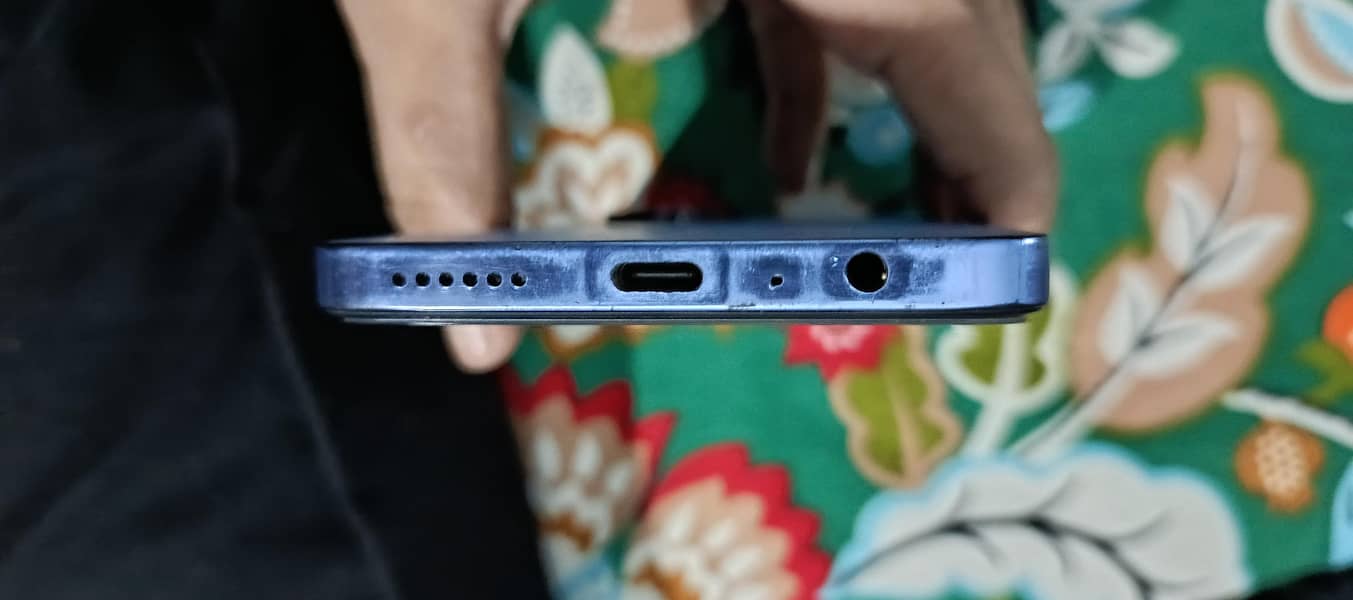 Tecno CAMON 20 2