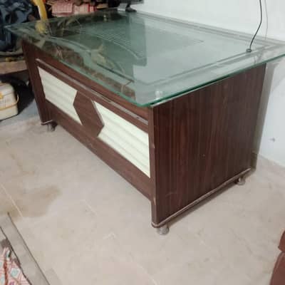 office table for sale condition 10/9