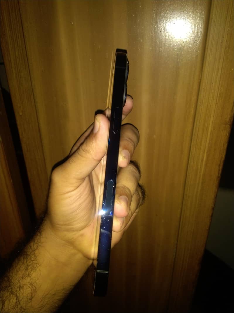 iPhone 12 Pro Max 1