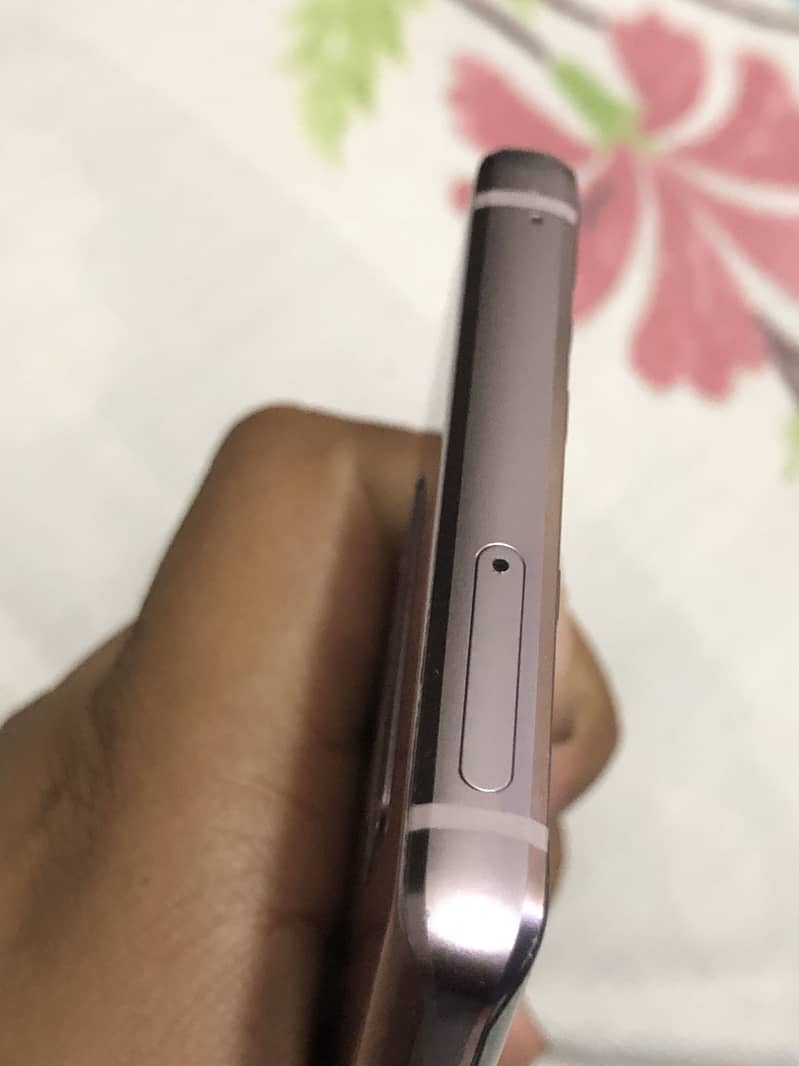 Samsung Mobile Note 9 8