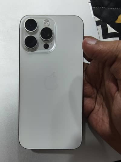 Apple iPhone 15 Pro Max JV