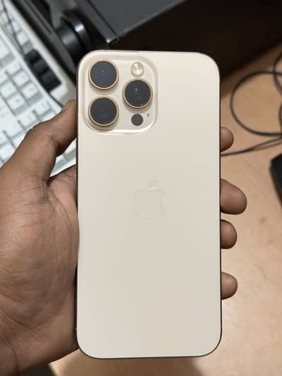 Apple iPhone 16 Pro Max FU