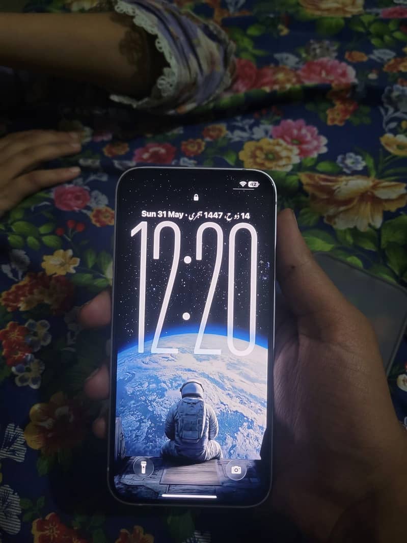 Apple iPhone 14 plus 1