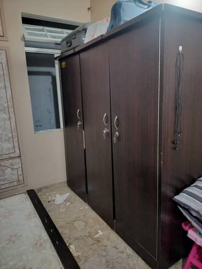 Bedroom Set For Sale