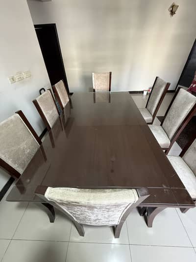 8 seater dinning table