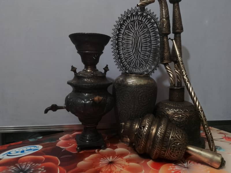 خوبصورت قدیم سماوار چائے والا ہکا مگ کٹورا انٹیک جالی کل وزن 3400 گرام 0