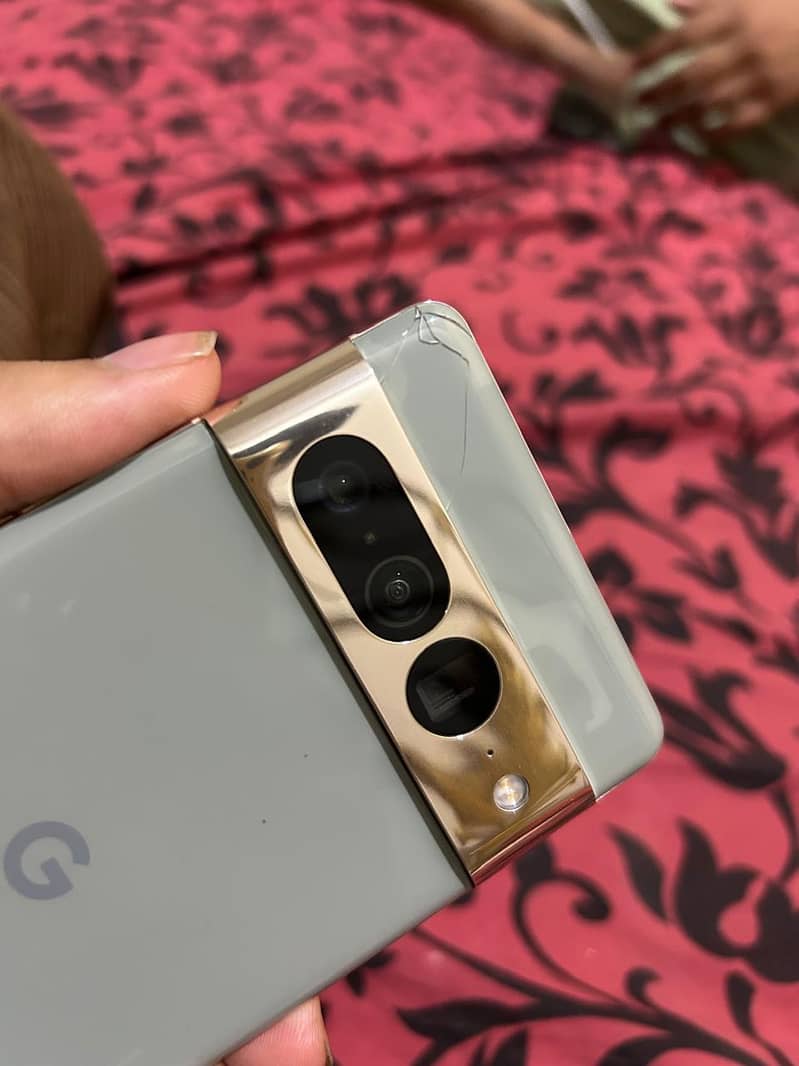 Google Pixel 7 Pro 0