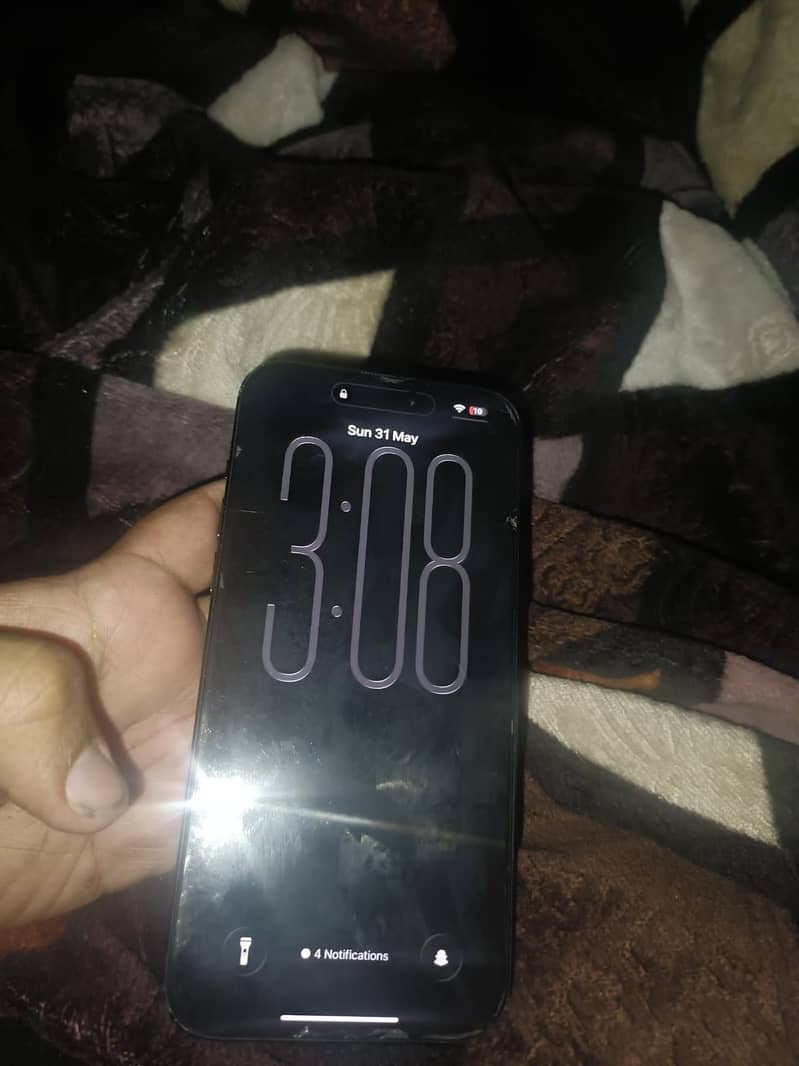 Apple iPhone 15 plus 1