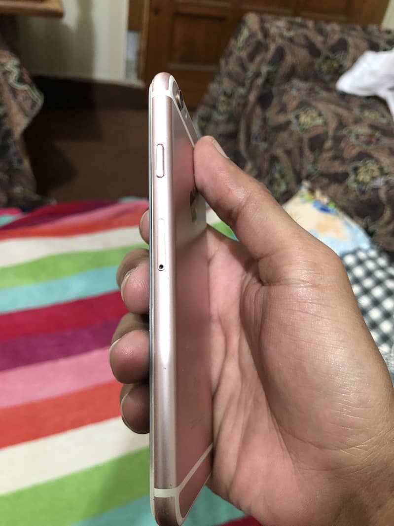 Apple iPhone 6S 2