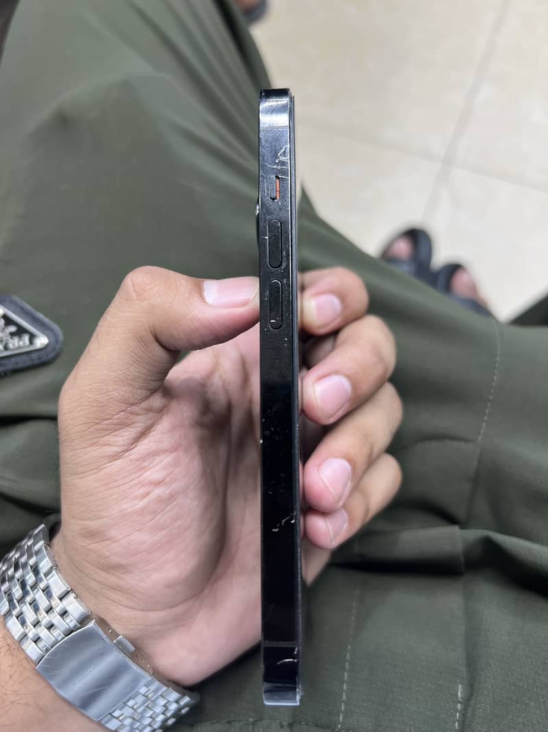 Apple iPhone 14 Pro 7