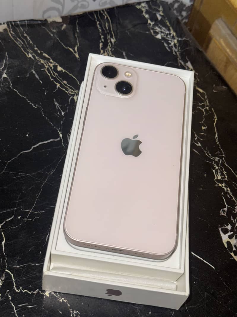 Apple iPhone 13 1