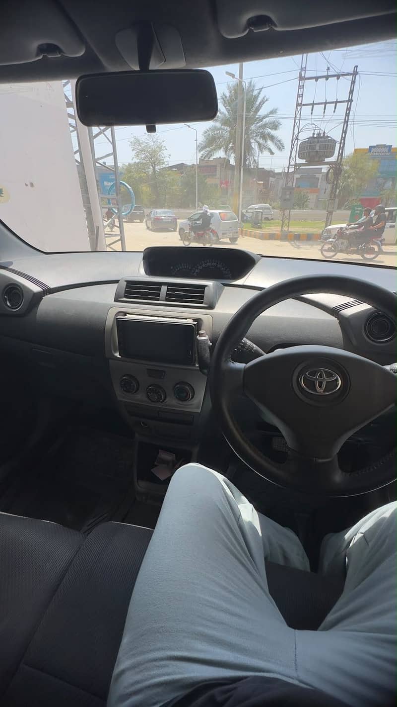 Toyota BB 2