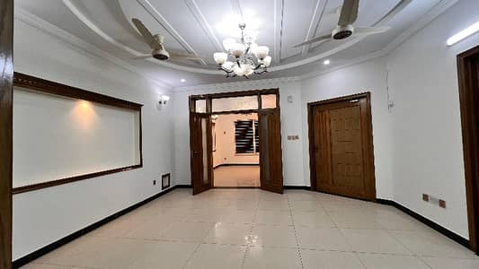 30x60 ideal location double story House for sale in G-13 Islamabad