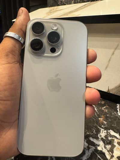 iPhone 16 Pro