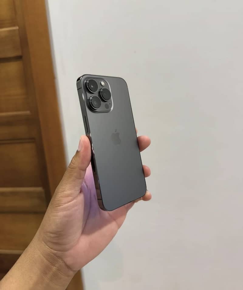 iPhone 13 Pro 5