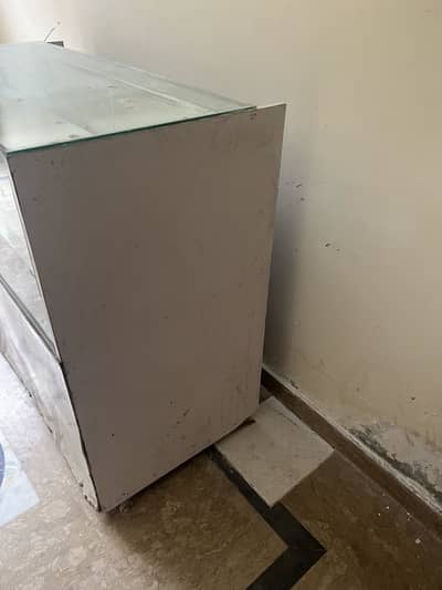 counter for mobile shop