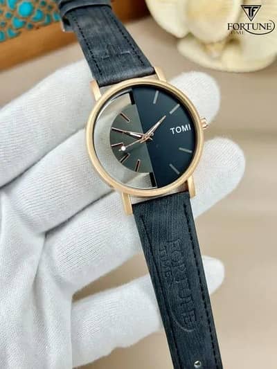 *Product Name*: Men's Black Leather Round Dial Watch 20mm