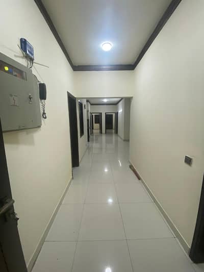 3 Bed DD Apartment For Rent