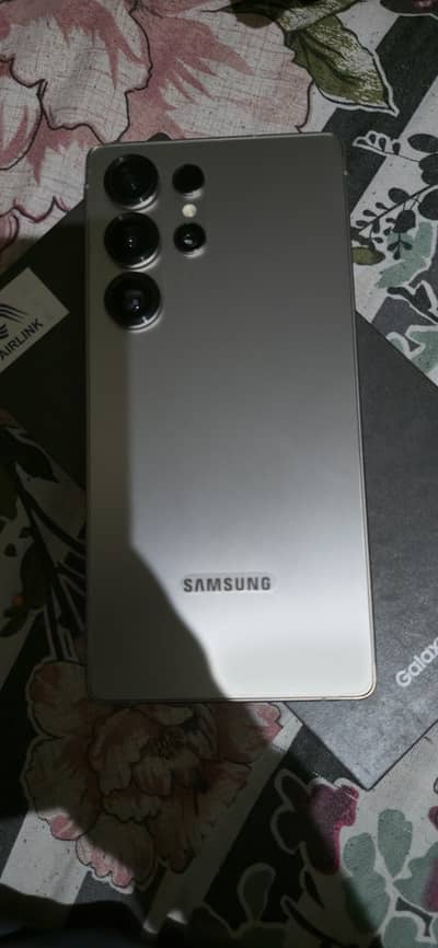 Samsung Mobile S25 Ultra wahts num 03190160255