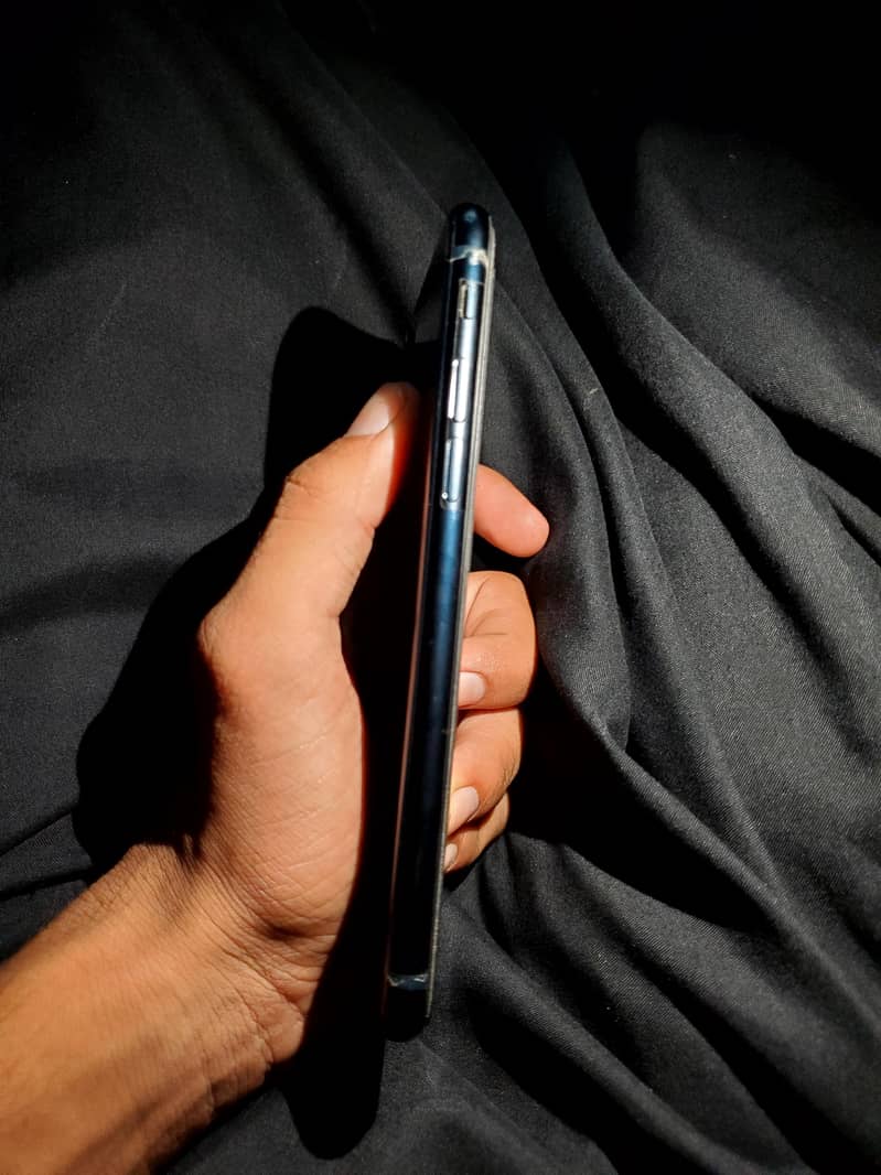 Apple iPhone SE 3