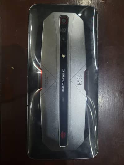 Redmagic 6 pro 16/256 with original redmagic 80watt charger