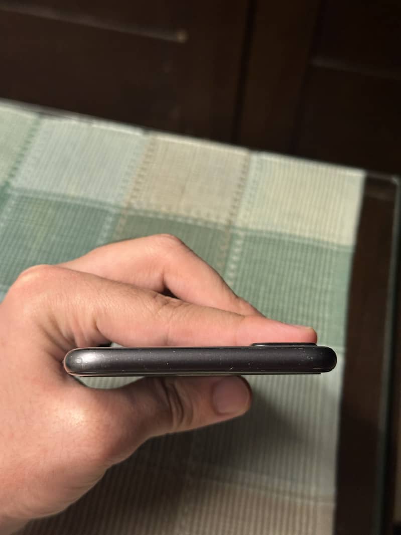 Apple iPhone 8 Plus 2