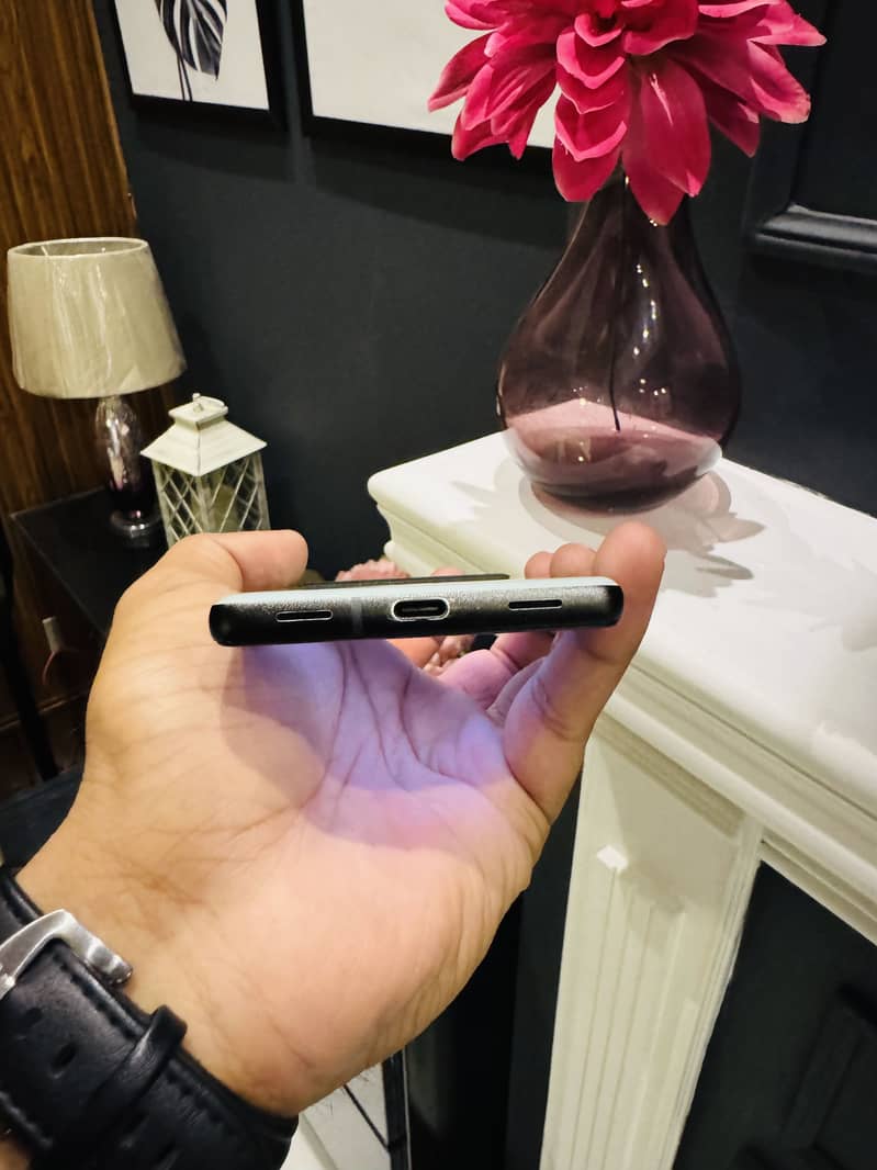 Google pixel 6A 3