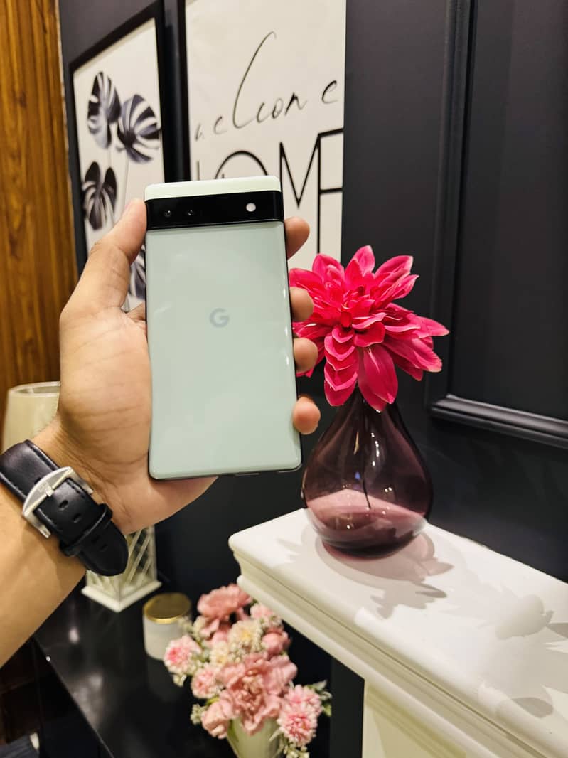 Google pixel 6A 4