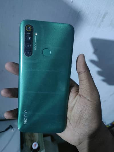 realme 5i