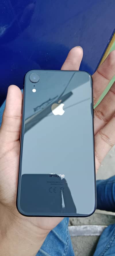 Apple iPhone XR