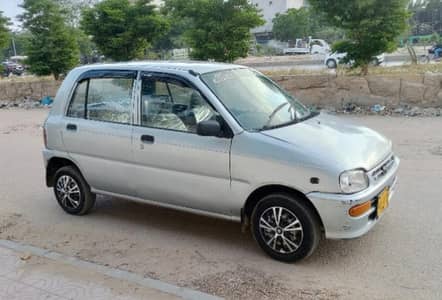 Daihatsu Cuore 2003