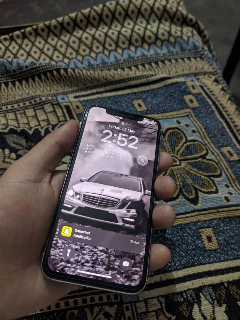 Apple iPhone X 5