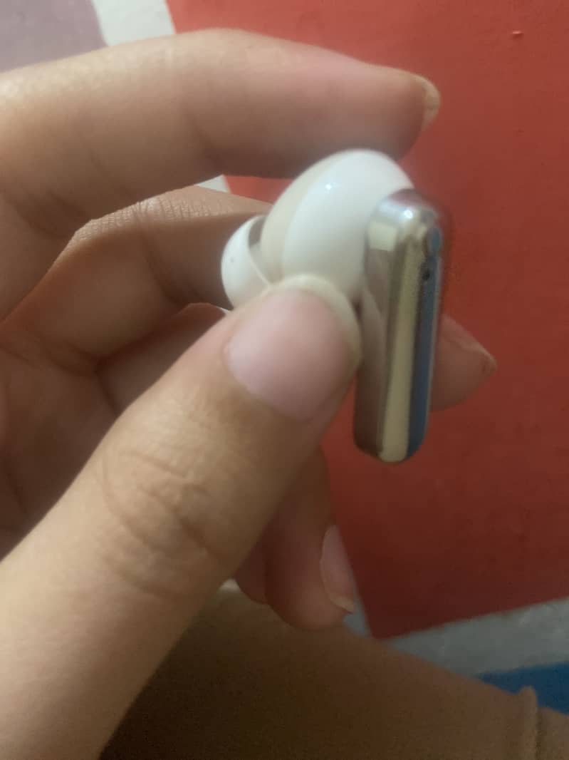 Earbuds 3
