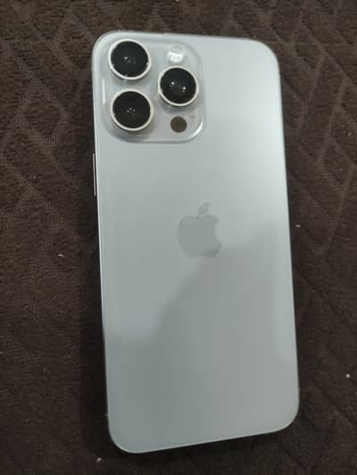 Apple iPhone 15 Pro Max
