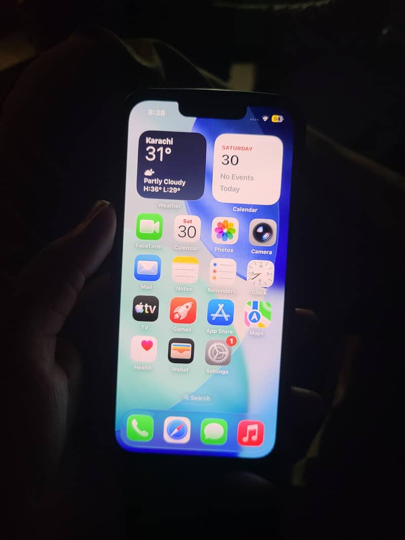 Apple iPhone 13 1
