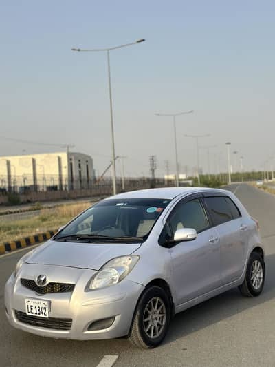Toyota Vitz 1.0 U, 2007/13, 8 air bags , seal by seal
