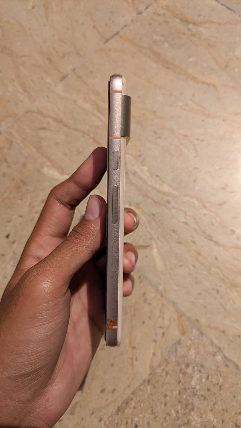 Google Pixel 8 1