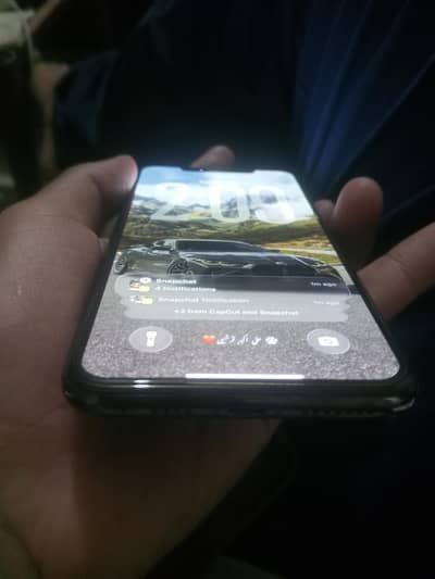 Apple iPhone 11 Pro Max jv