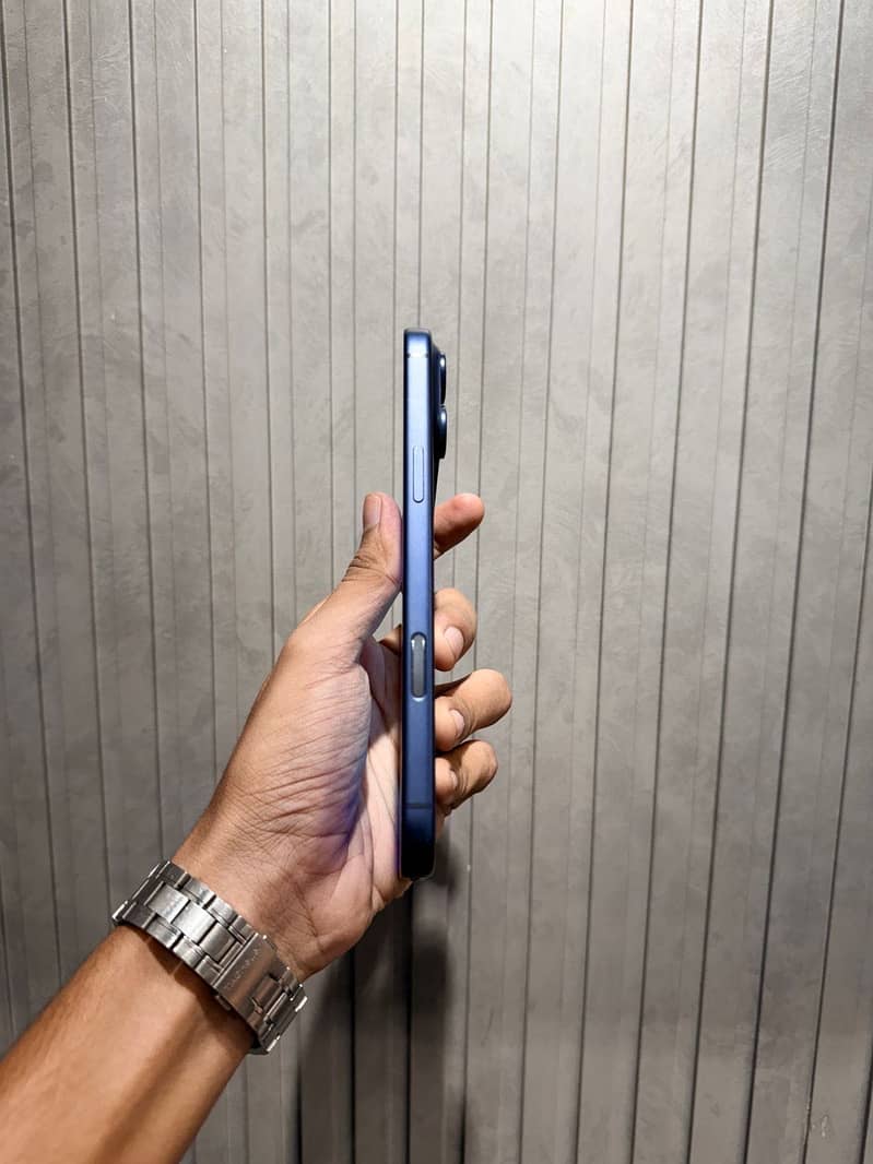 iPhone 17 Pro Max 2