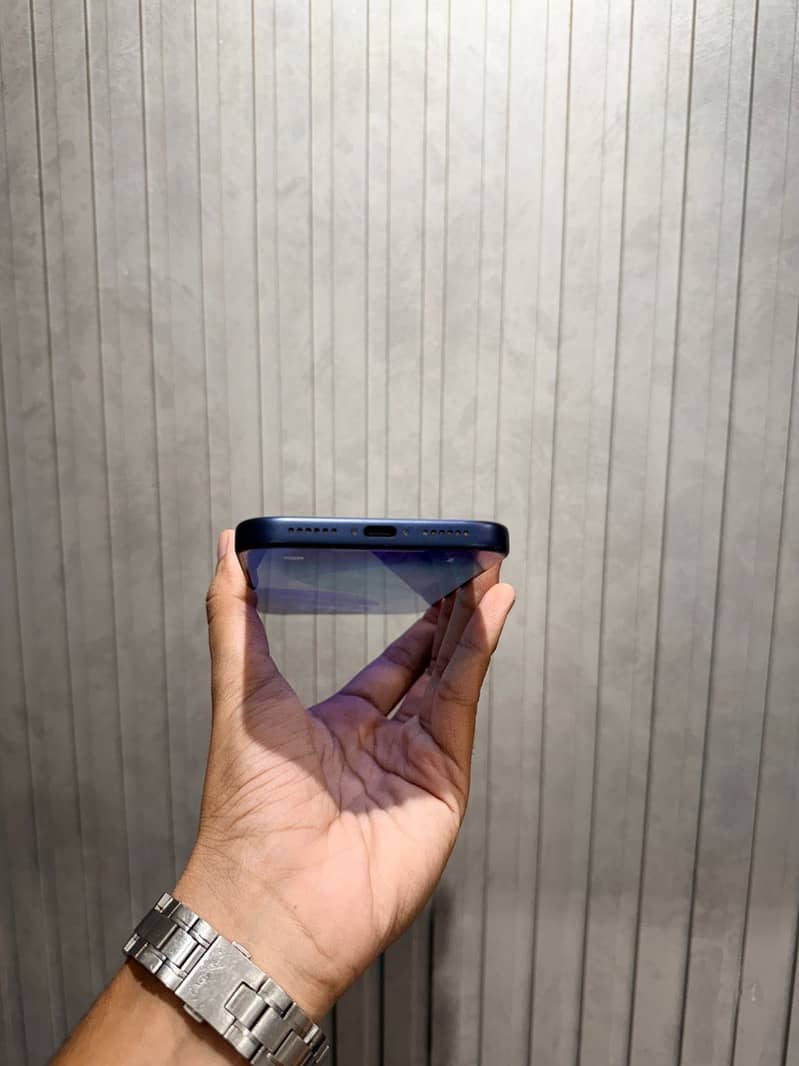 iPhone 17 Pro Max 5