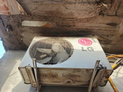 LG/Haier 1.5 Ton Split AC – Urgent Sale