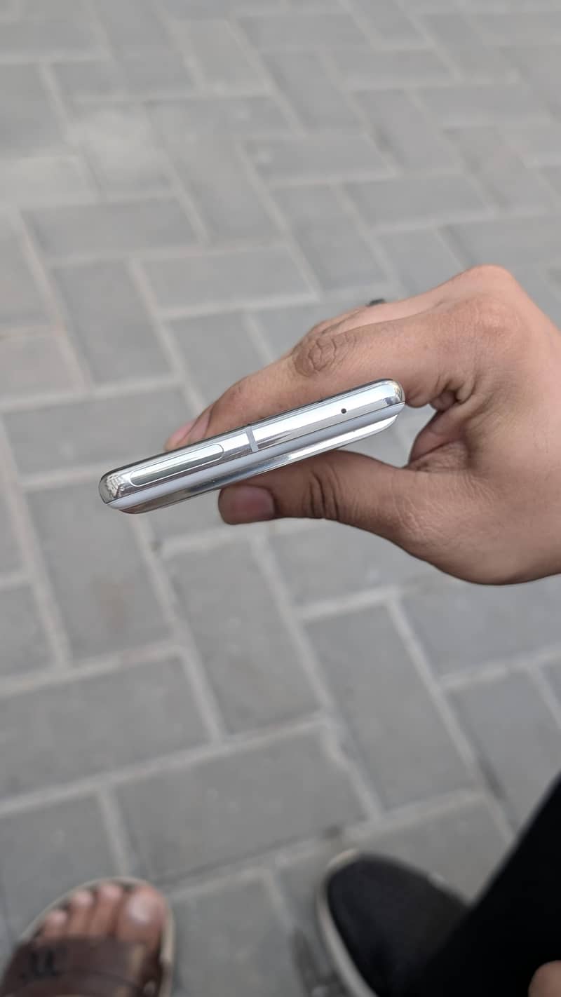 Google Pixel 7 Pro 6