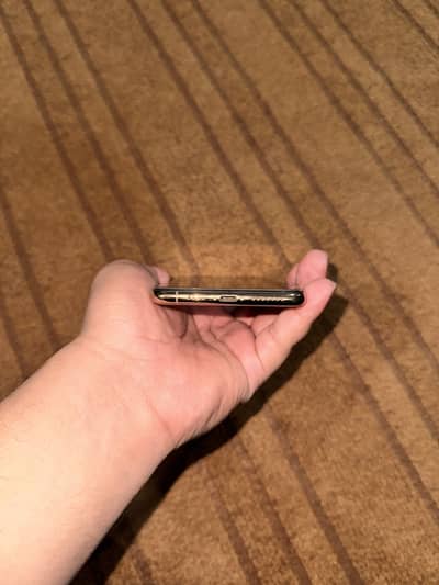iPhone xs max 256gb dual pta