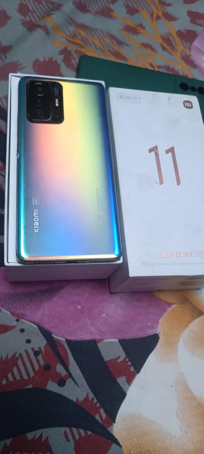 xiaomi mi 11t 8/256 with complete box