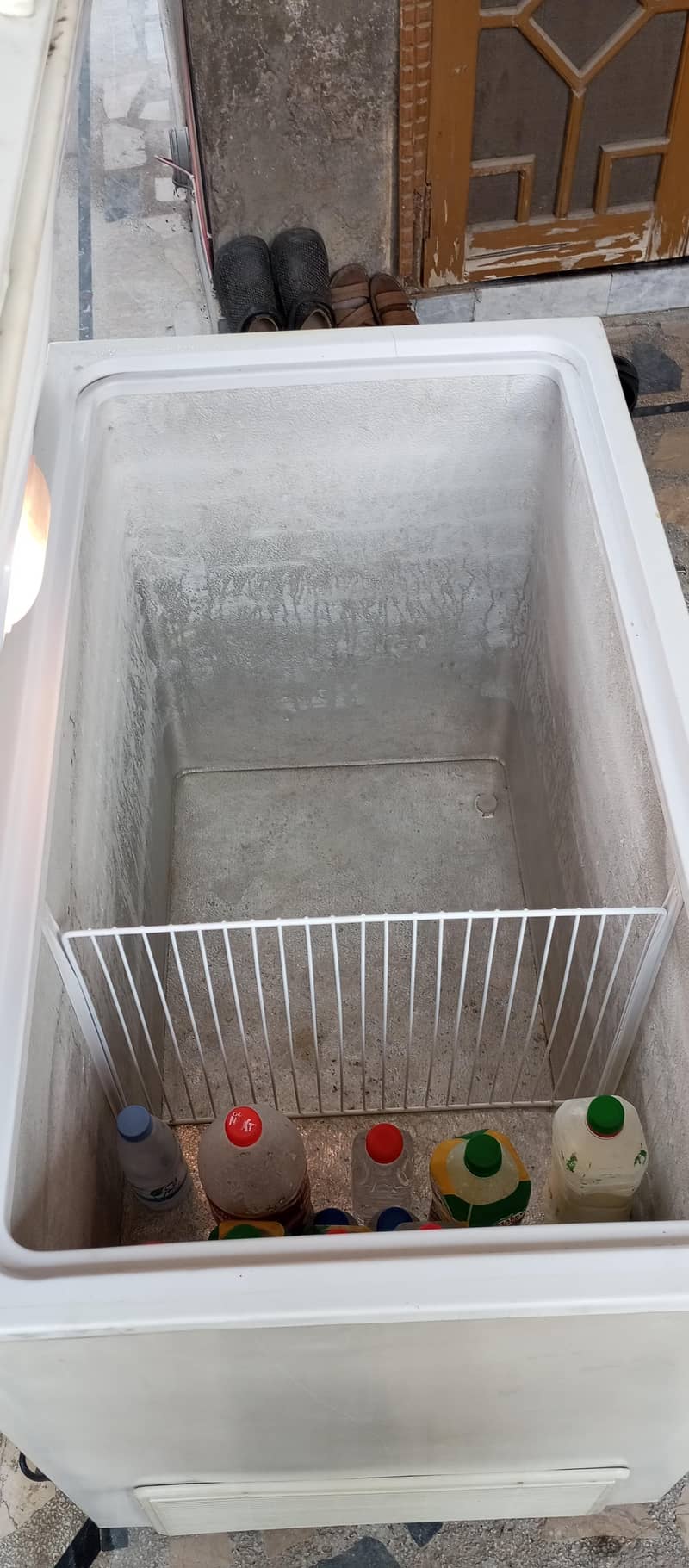 Waves deep freezer 6