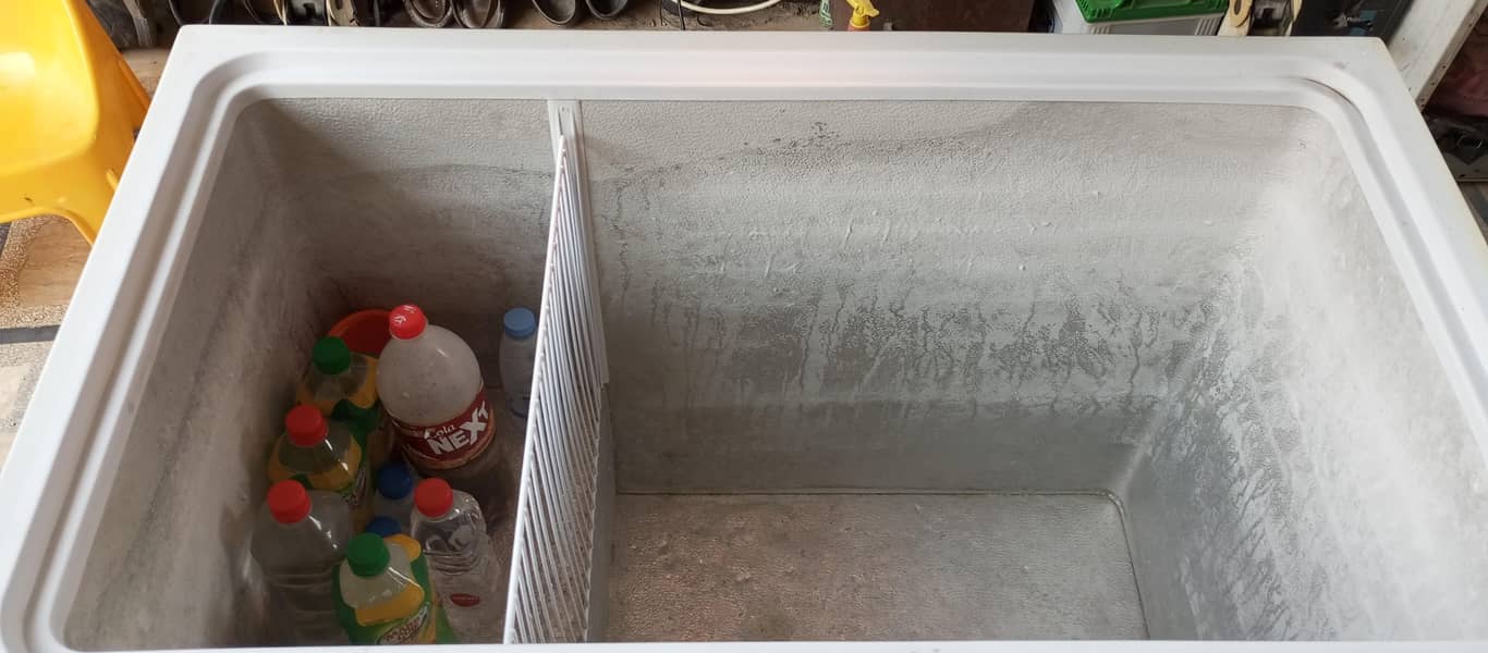 Waves deep freezer 7