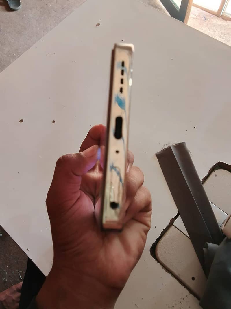 Infinix Note 40 5