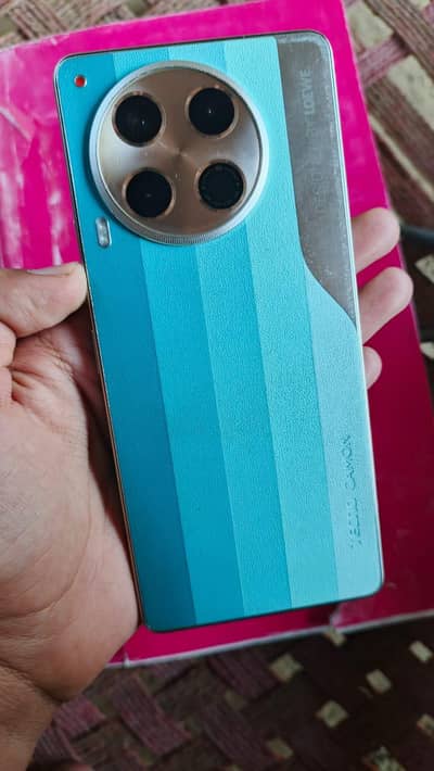 Tecno CAMON 30 ( Exchange possible)